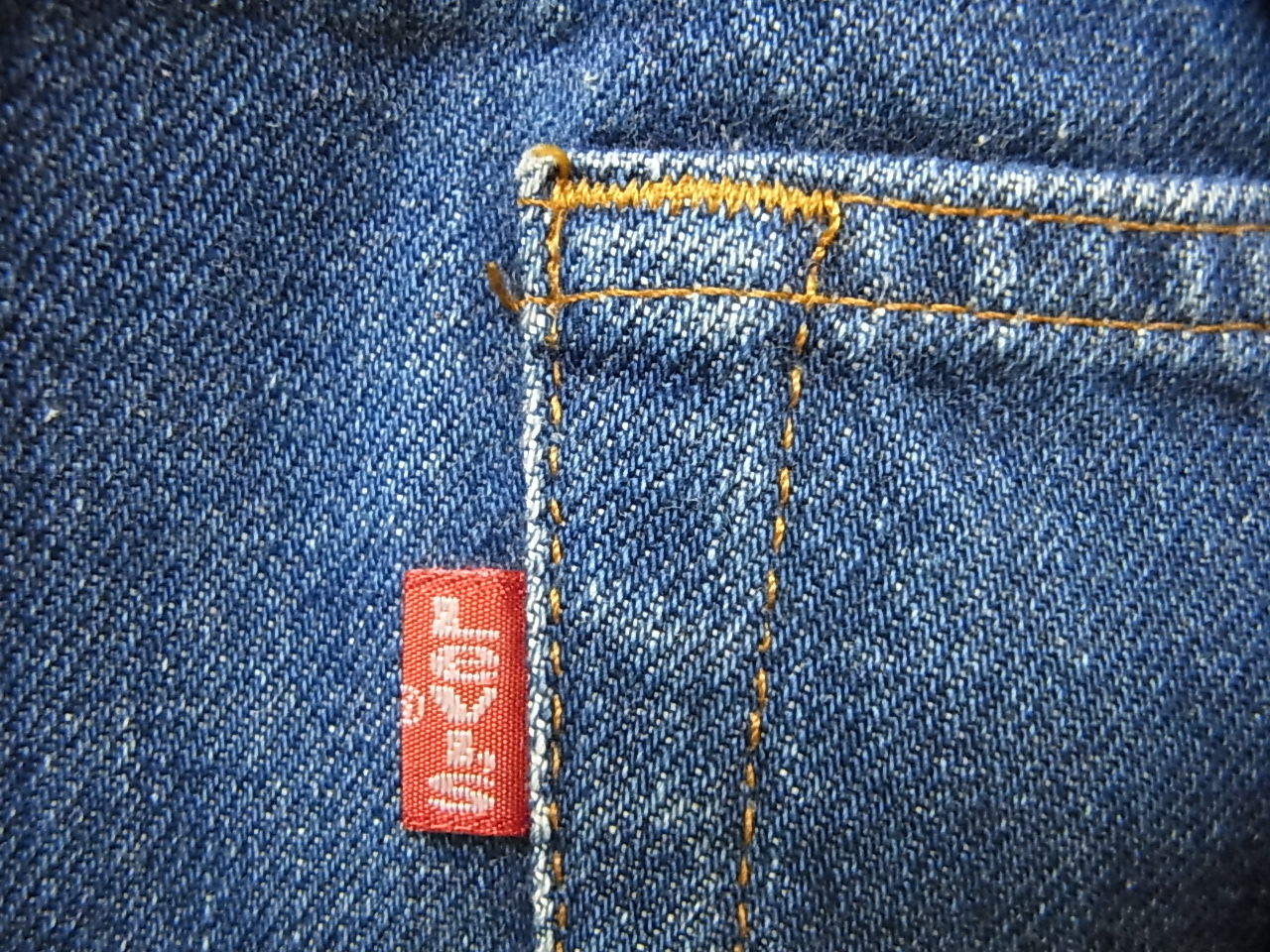 リーバイス501 赤耳 ポケット表カンヌキ 1985年8月 ボタン裏555 ...